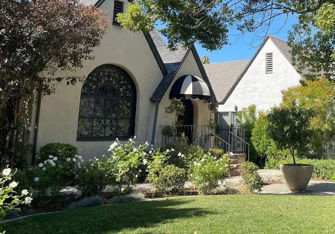 The front walkway and entrance